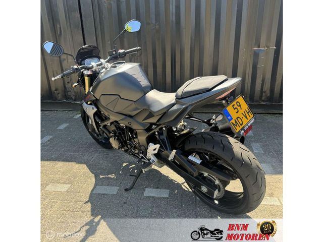 suzuki - gsr-750