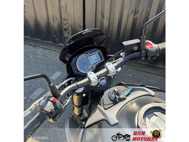 suzuki - gsr-750