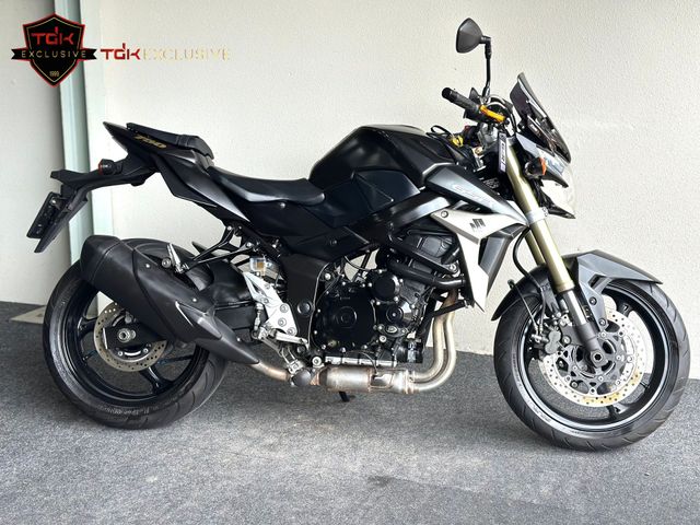 suzuki - gsr-750