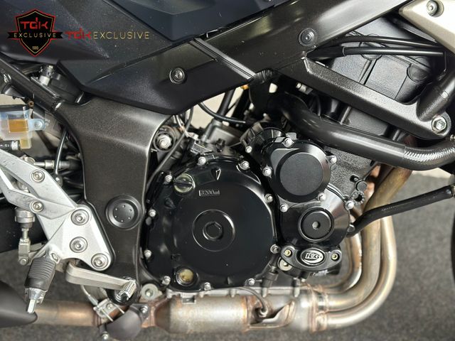 suzuki - gsr-750