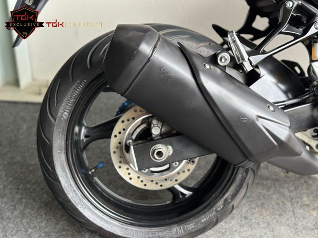 suzuki - gsr-750