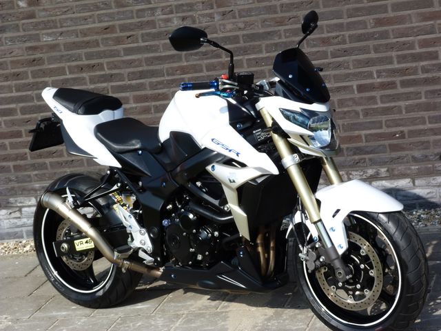 suzuki - gsr-750-a