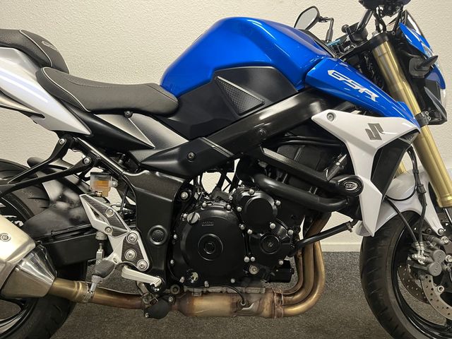 suzuki - gsr-750-a