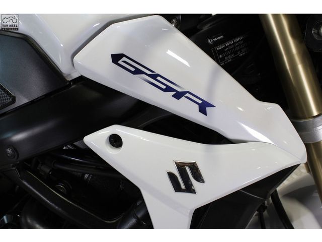 suzuki - gsr-750-a