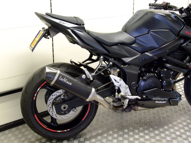 suzuki - gsr-750-a