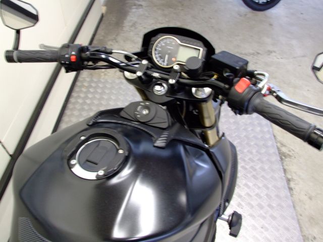 suzuki - gsr-750-a