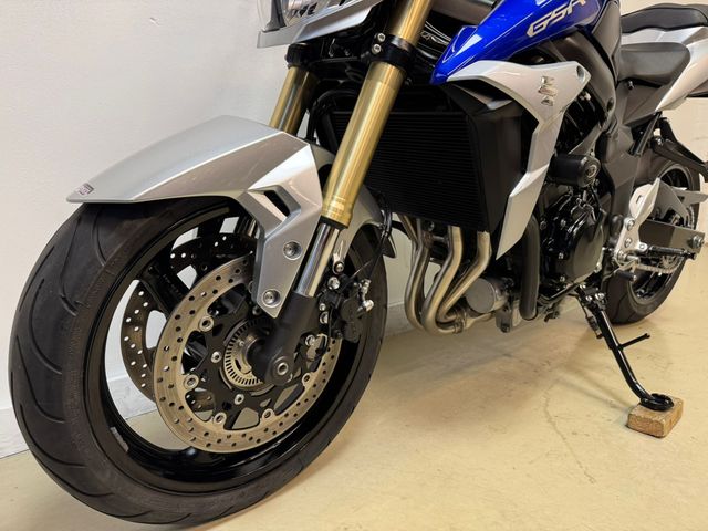 suzuki - gsr-750-a