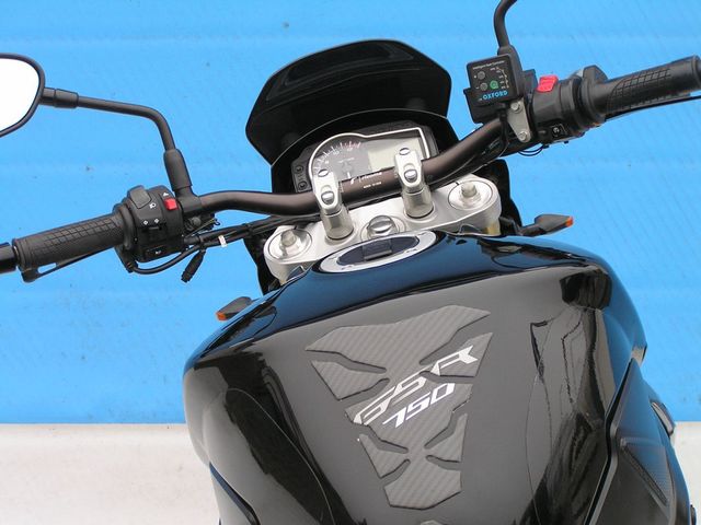 suzuki - gsr-750-a