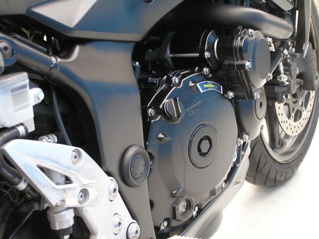 suzuki - gsr-750-a