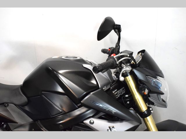 suzuki - gsr-750-a