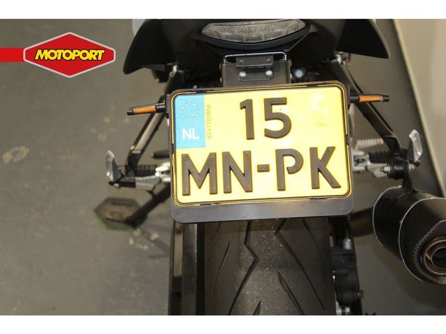 suzuki - gsr-750-a
