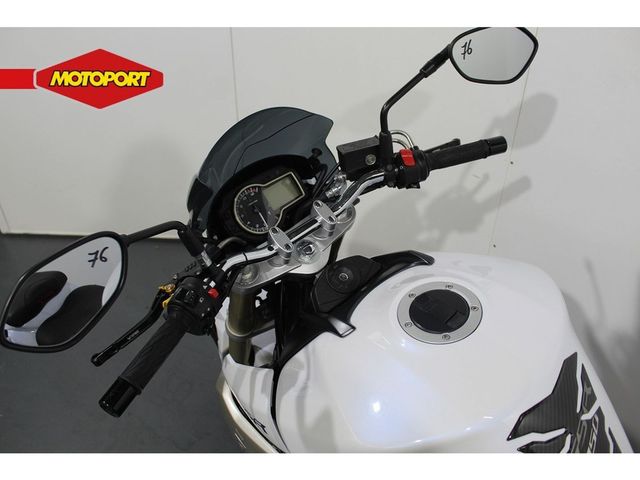 suzuki - gsr-750-a