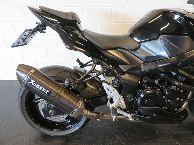 suzuki - gsr-750-a