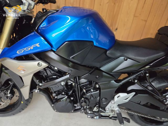 suzuki - gsr-750-a