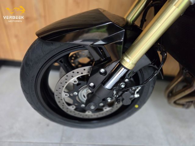 suzuki - gsr-750-a