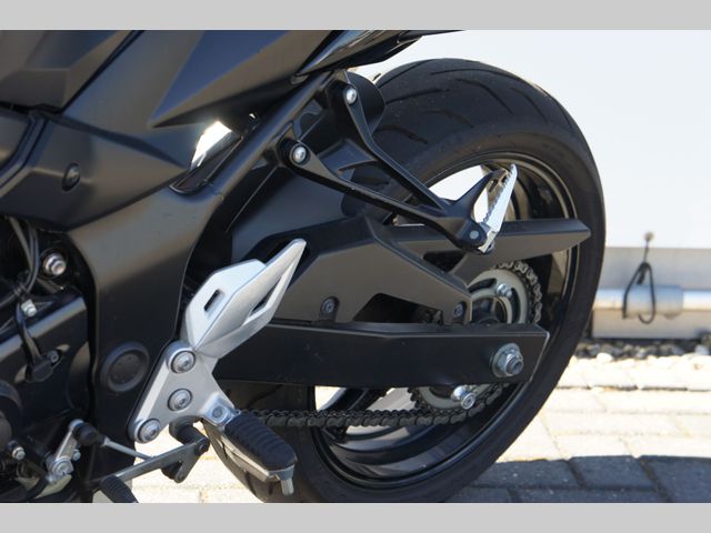 suzuki - gsr-750-a
