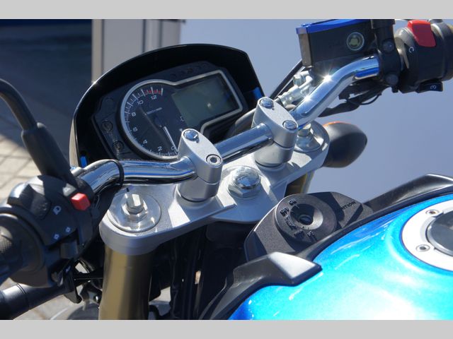 suzuki - gsr-750-a