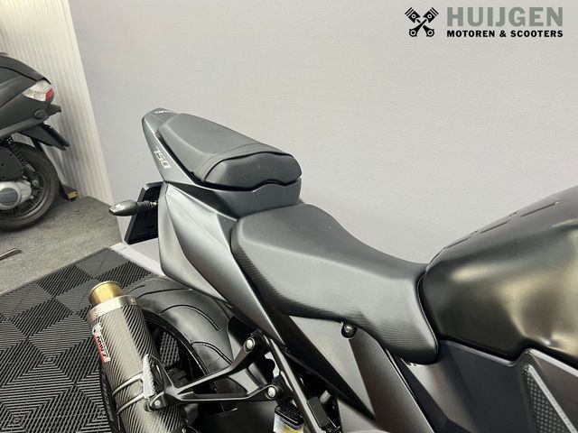 suzuki - gsr-750-a