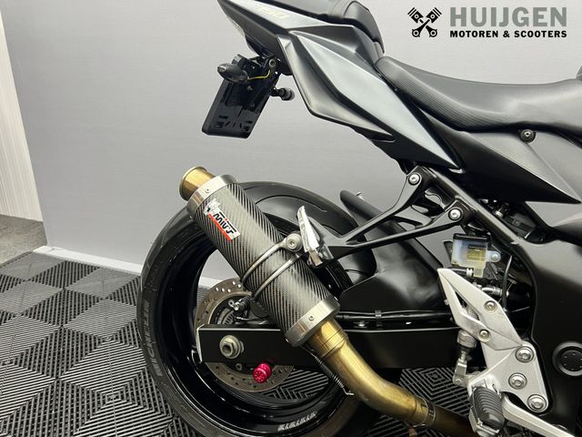 suzuki - gsr-750-a