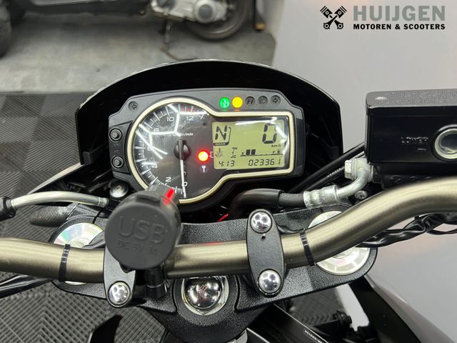 suzuki - gsr-750-a