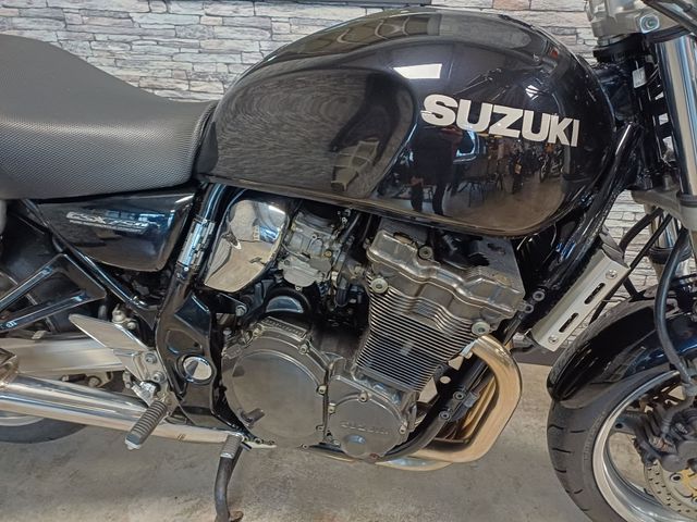 suzuki - gsx-750