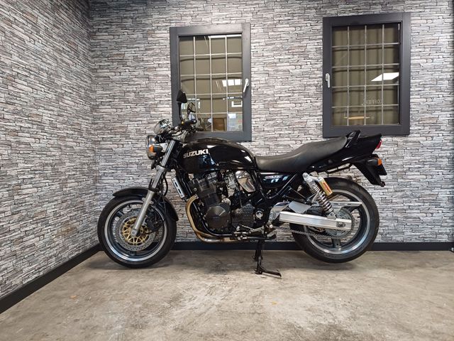 suzuki - gsx-750