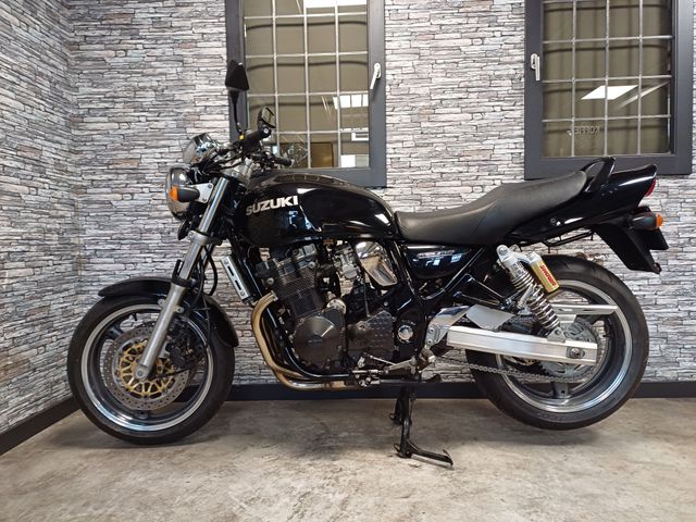 suzuki - gsx-750