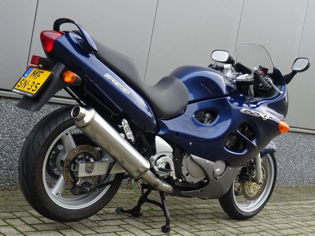 suzuki - gsx-750-f