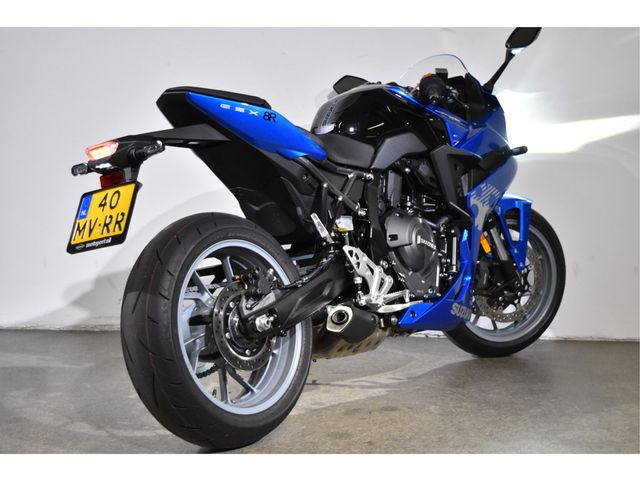 suzuki - gsx-8r