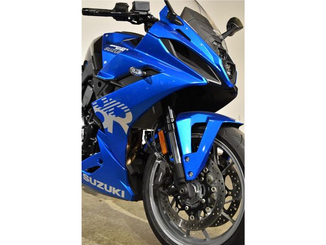 suzuki - gsx-8r