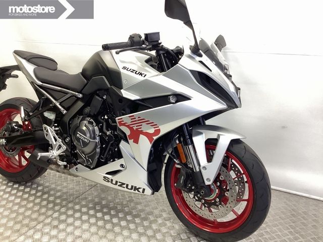 suzuki - gsx-8r