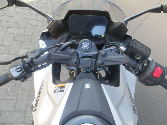 suzuki - gsx-8r