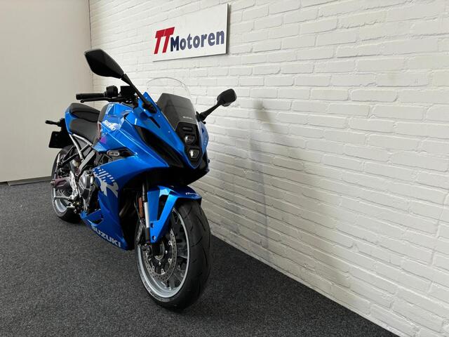 suzuki - gsx-8r