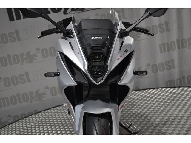 suzuki - gsx-8r