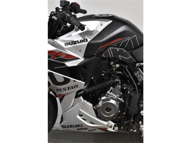 suzuki - gsx-8r