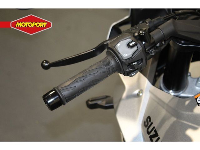 suzuki - gsx-8r