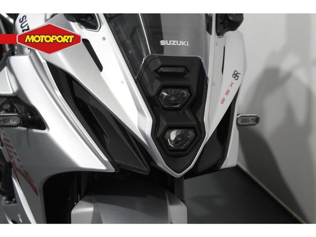 suzuki - gsx-8r
