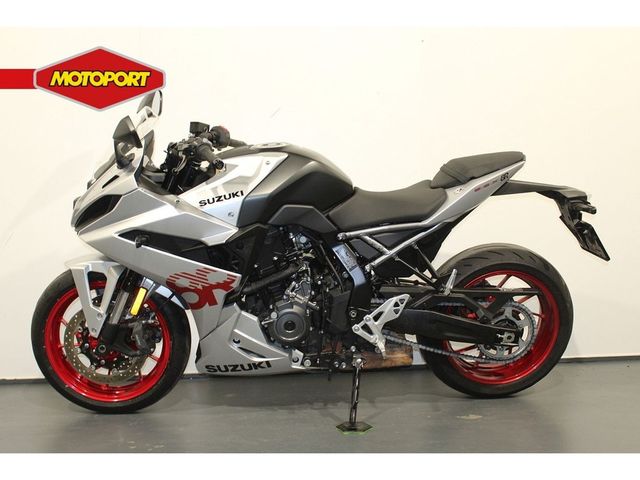 suzuki - gsx-8r