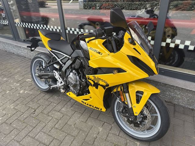suzuki - gsx-8r