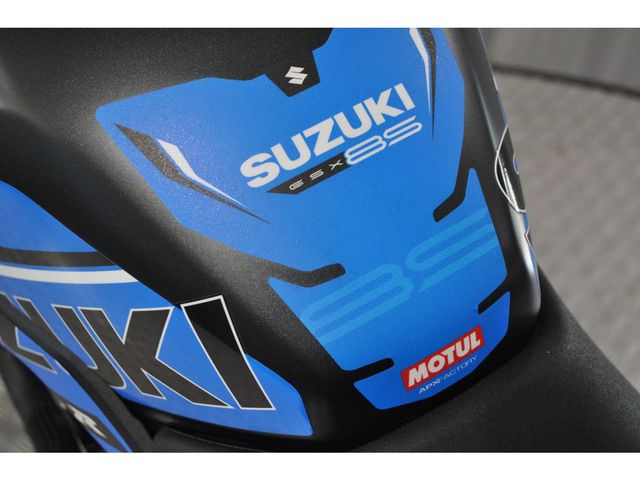 suzuki - gsx-8s