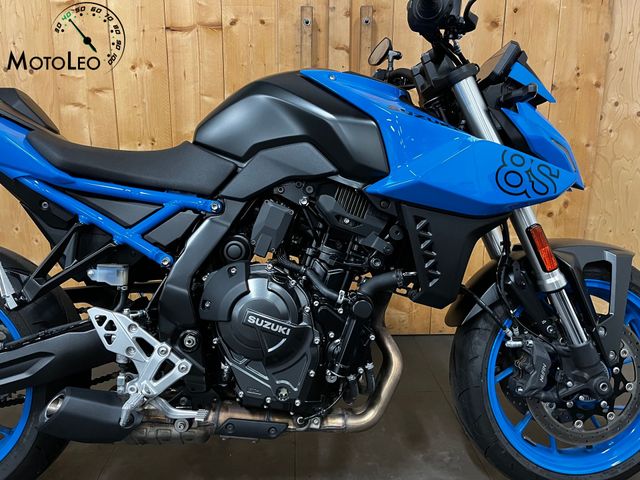 suzuki - gsx-8s