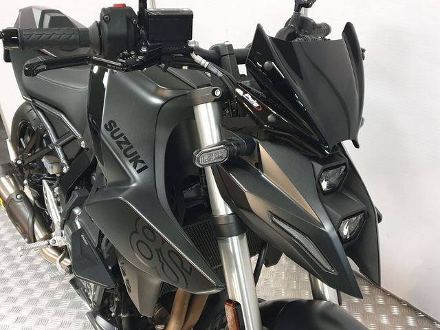 suzuki - gsx-8s