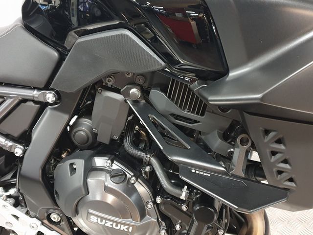 suzuki - gsx-8s