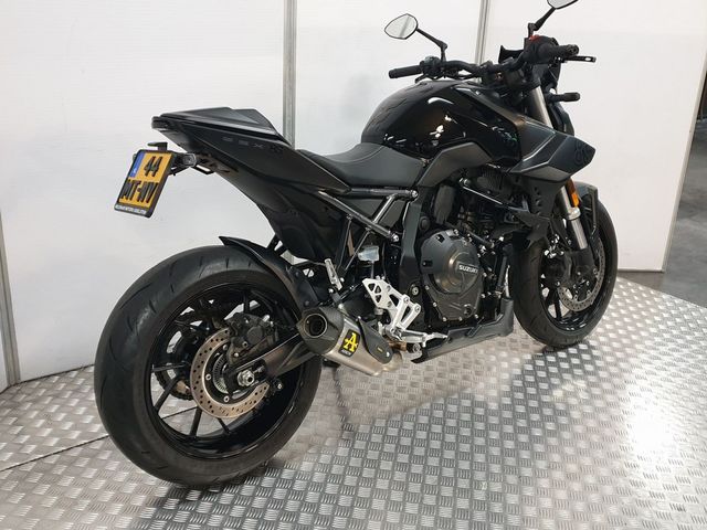 suzuki - gsx-8s