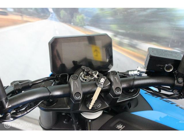 suzuki - gsx-8s