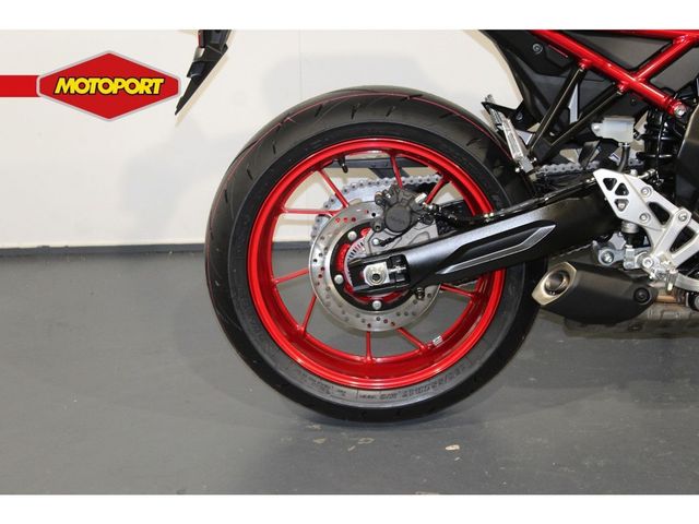 suzuki - gsx-8s