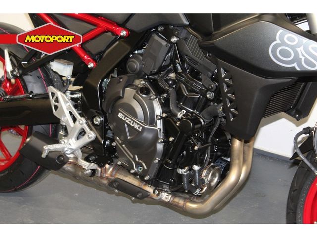 suzuki - gsx-8s
