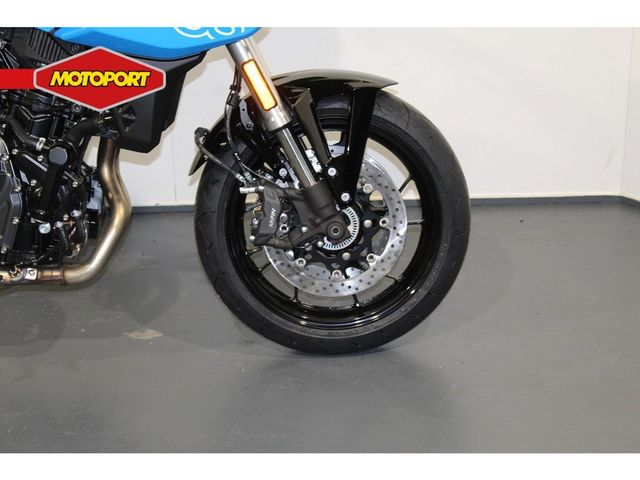 suzuki - gsx-8s