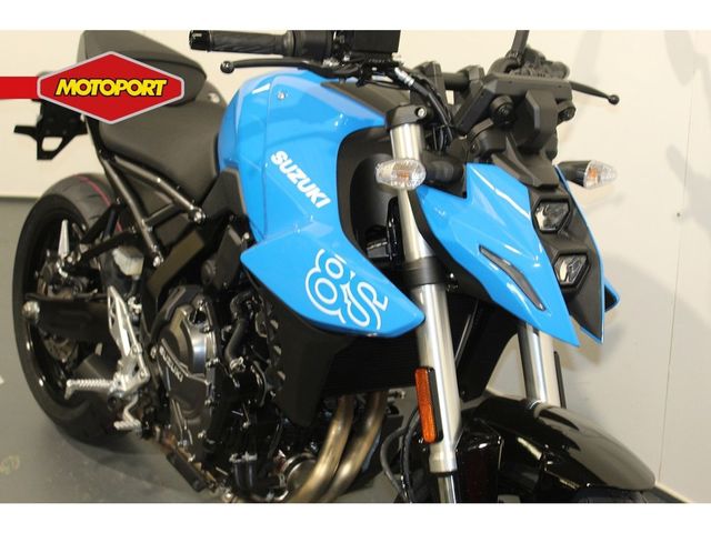 suzuki - gsx-8s