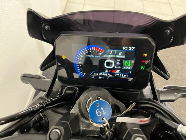 suzuki - gsx-8s
